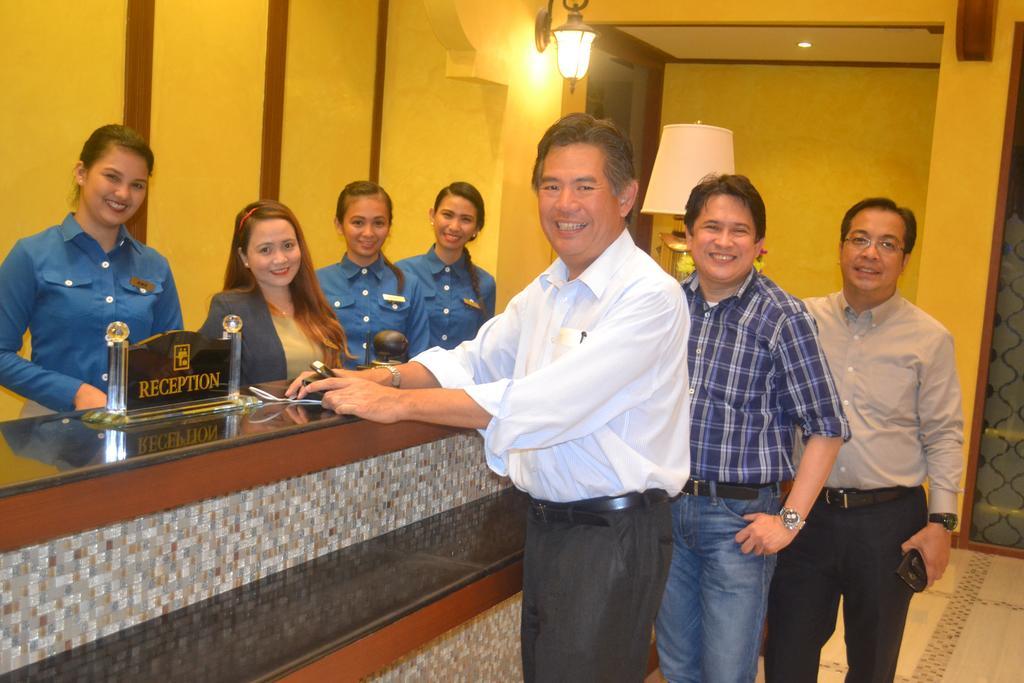The Pepperland Hotel Legazpi Ngoại thất bức ảnh
